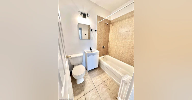 305-37 Mericourt Road, Hamilton, ON, L8S 2N5 - 7