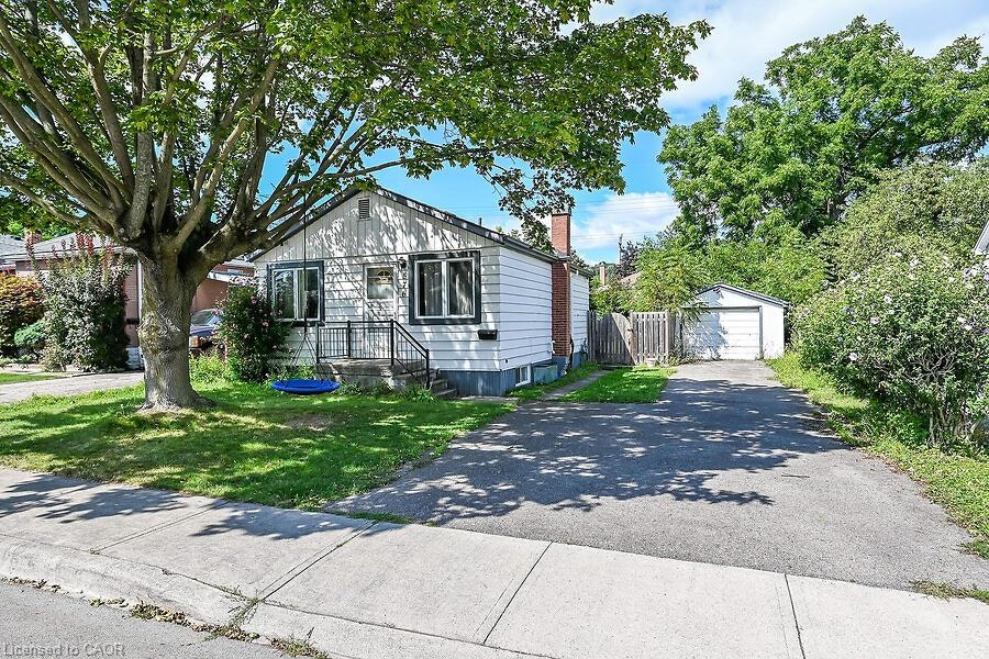 576 Rosseau Road, Hamilton, ON, L8K 4T8