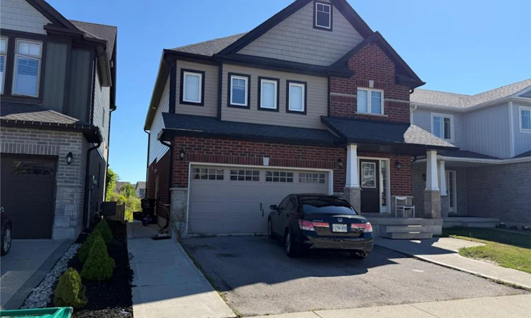 11 Castlebay Street