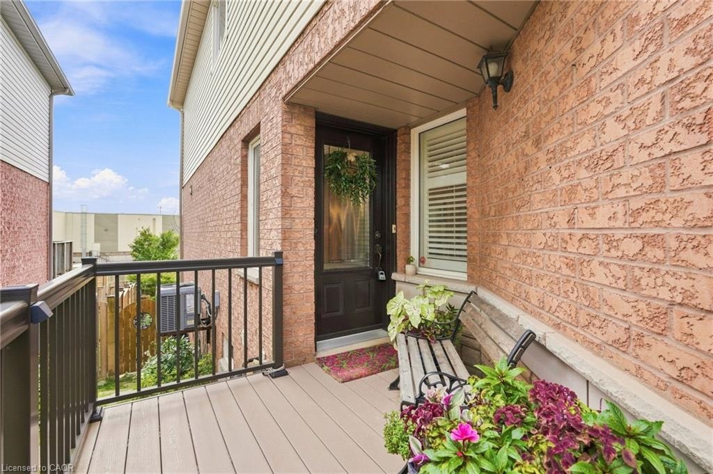 8 Slater Court, Hamilton, ON, L8B 0K8 - 38