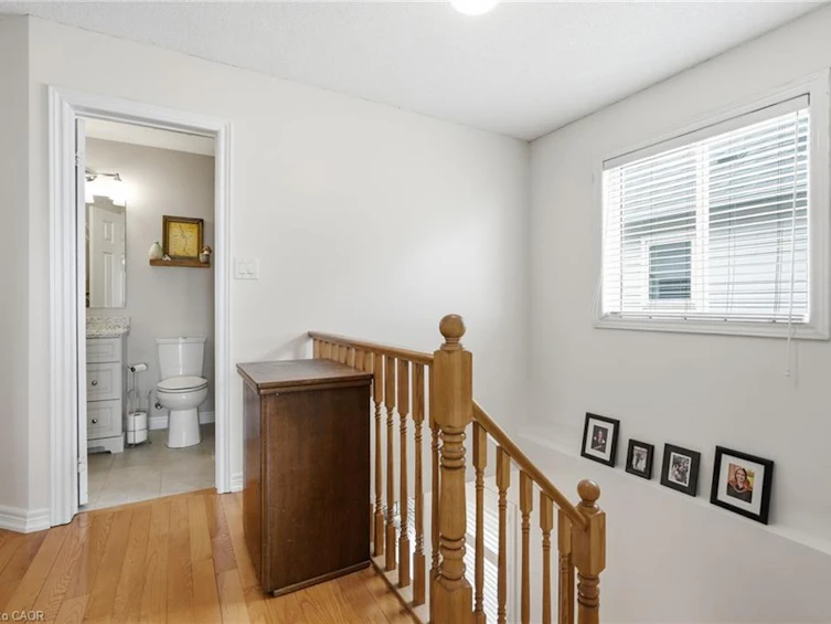 8 Slater Court, Hamilton, ON, L8B 0K8 - 15