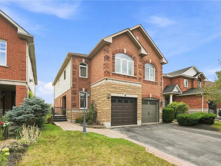 8 Slater Court, Hamilton, ON, L8B 0K8