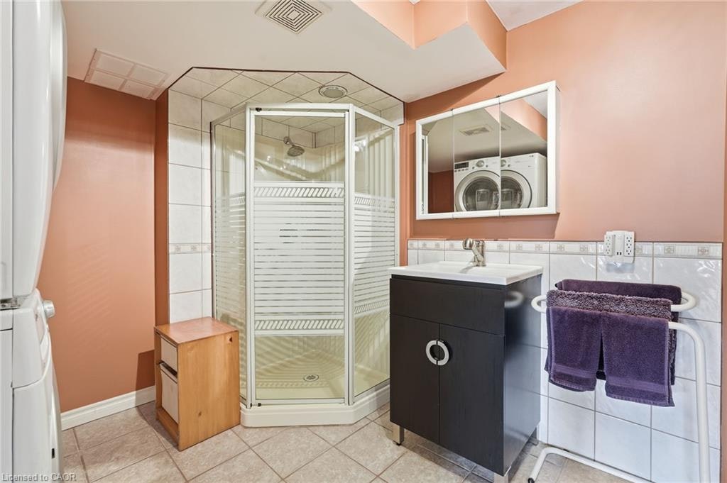 8 Slater Court, Hamilton, ON, L8B 0K8 - 35