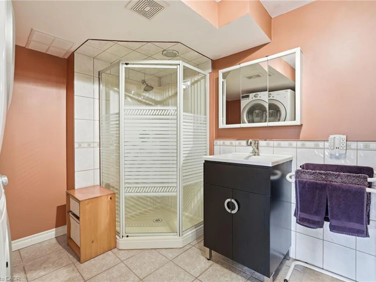 8 Slater Court, Hamilton, ON, L8B 0K8 - 35