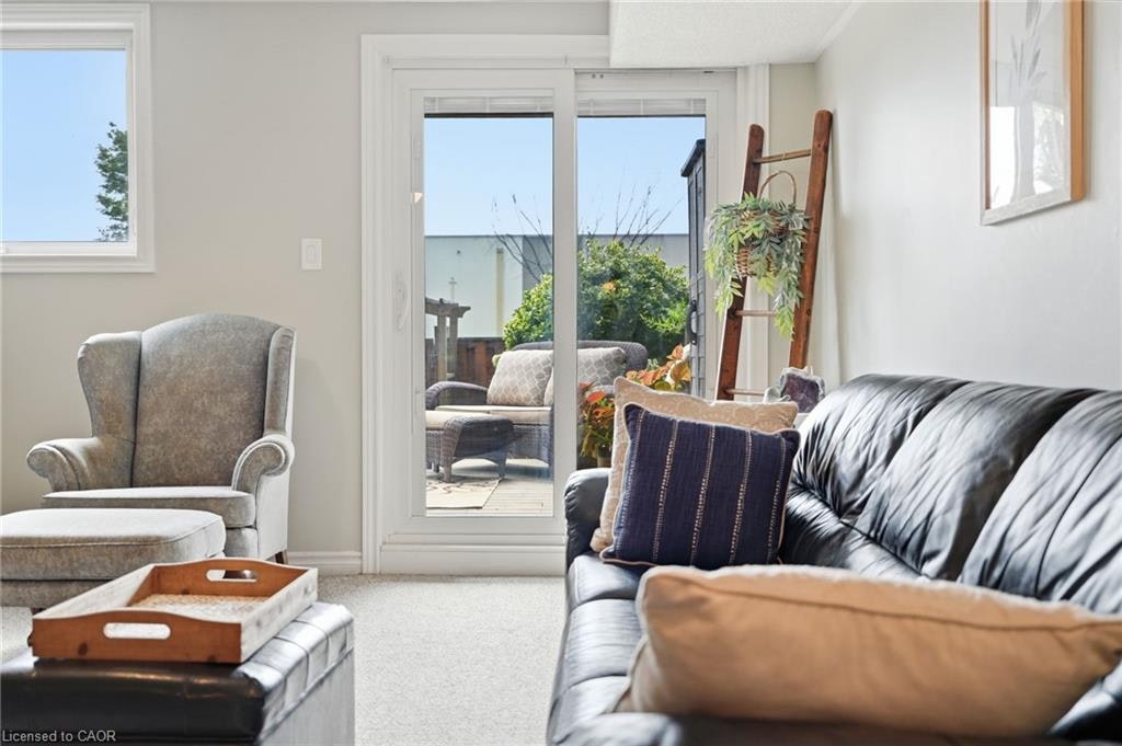 8 Slater Court, Hamilton, ON, L8B 0K8 - 32