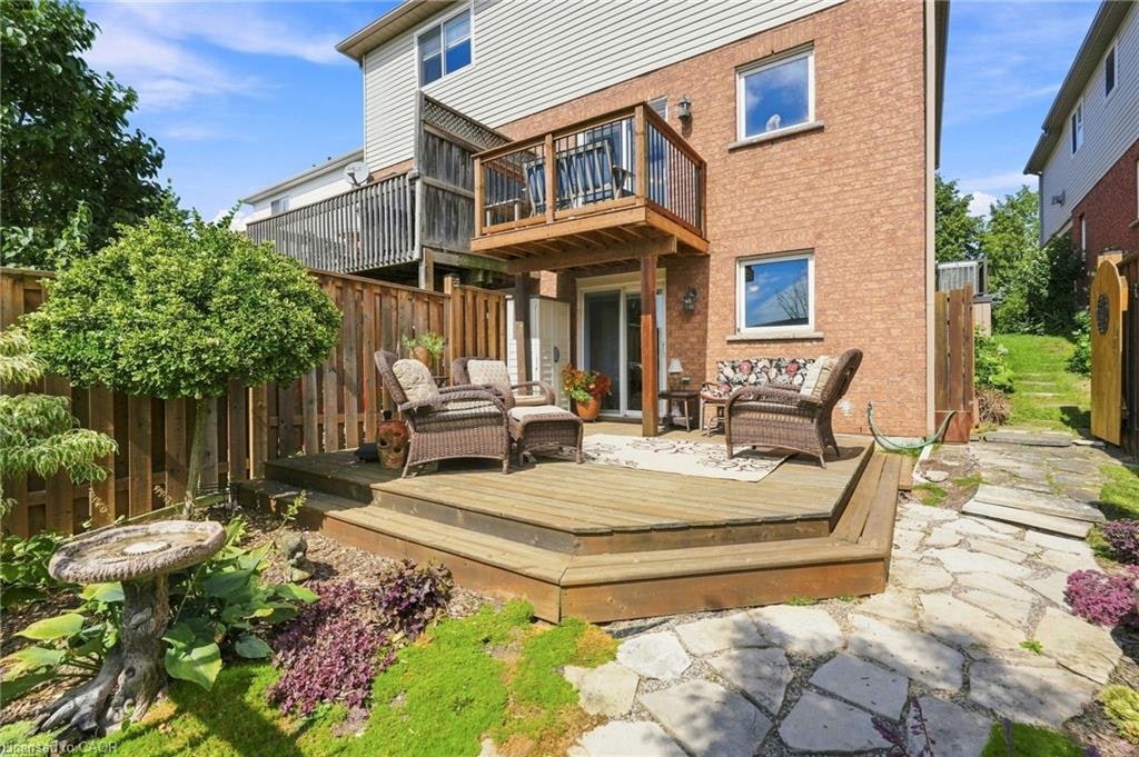 8 Slater Court, Hamilton, ON, L8B 0K8 - 44