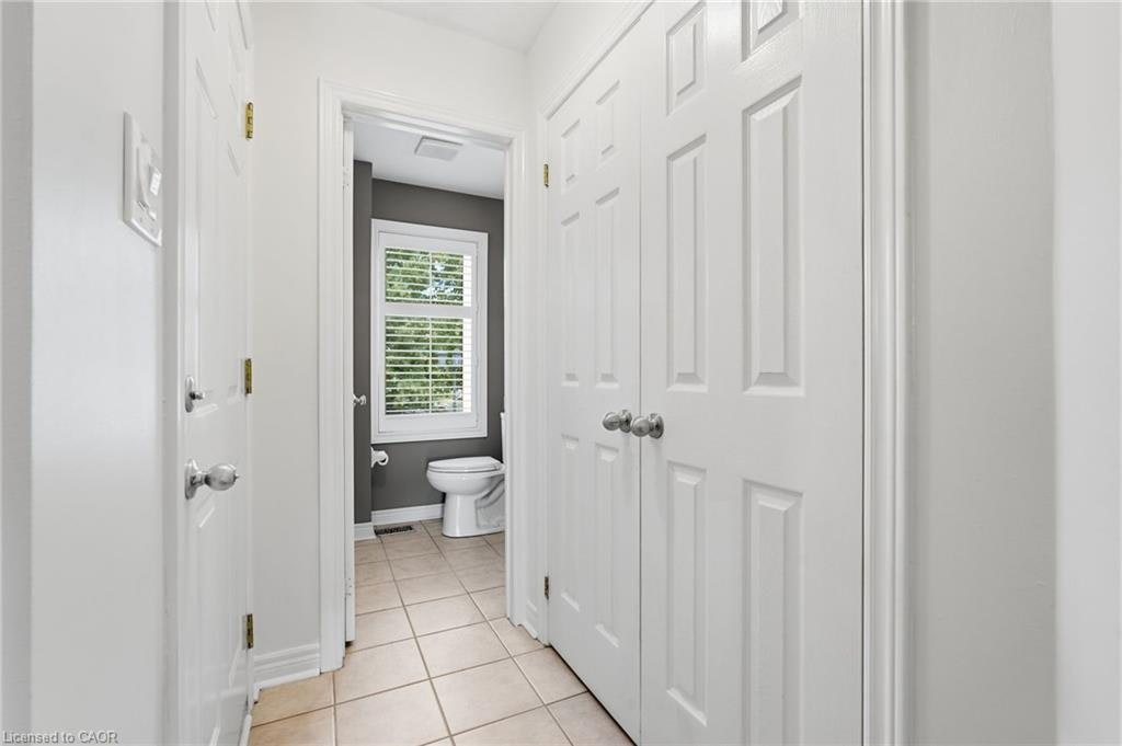 8 Slater Court, Hamilton, ON, L8B 0K8 - 12