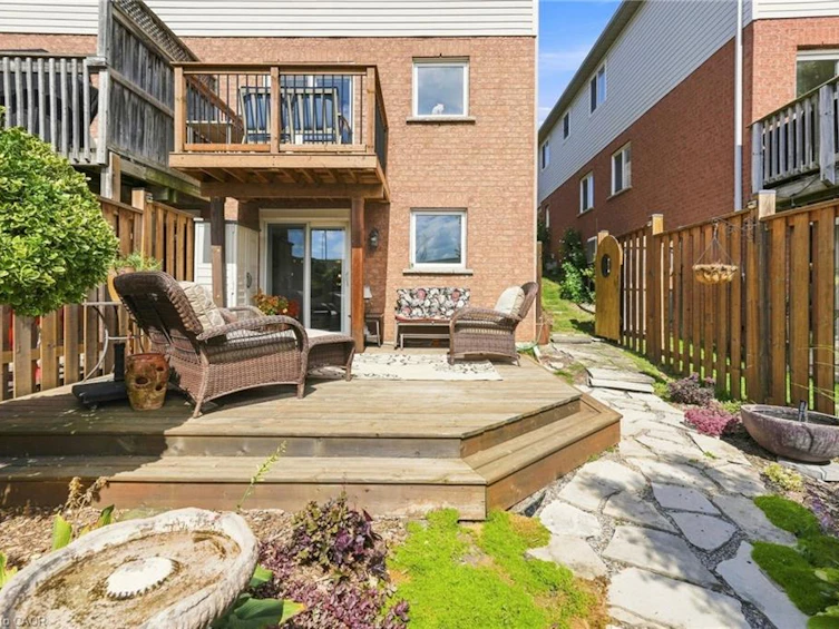 8 Slater Court, Hamilton, ON, L8B 0K8 - 45