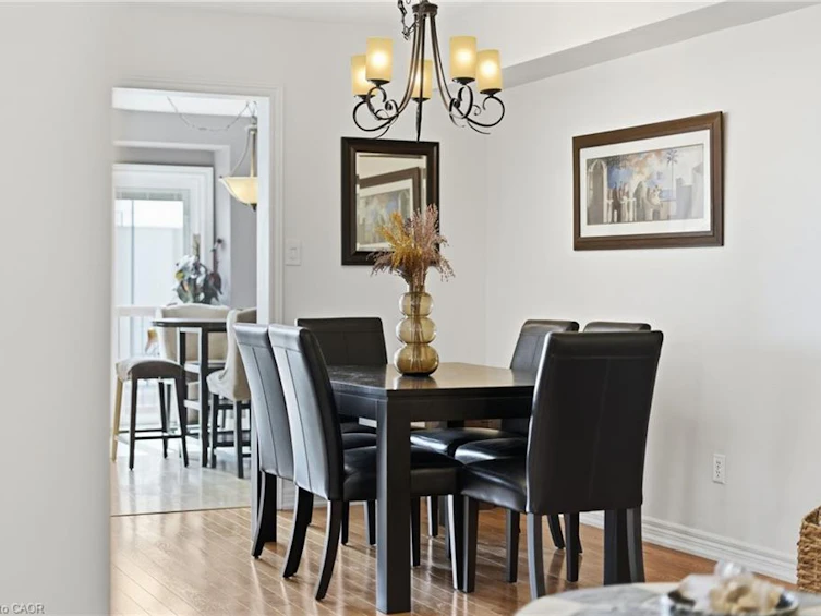 8 Slater Court, Hamilton, ON, L8B 0K8 - 6