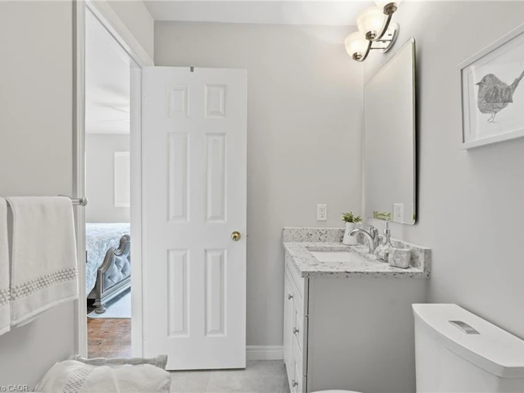 8 Slater Court, Hamilton, ON, L8B 0K8 - 22