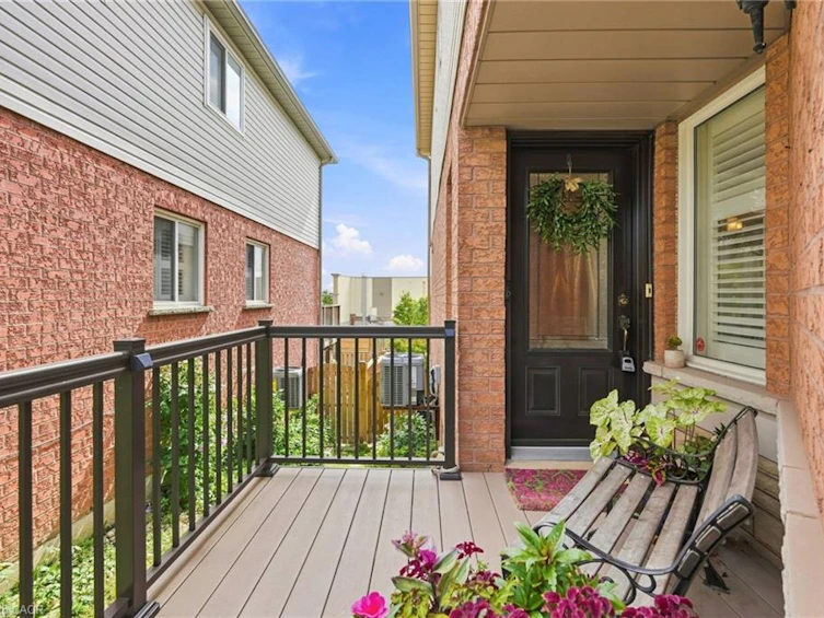 8 Slater Court, Hamilton, ON, L8B 0K8 - 39