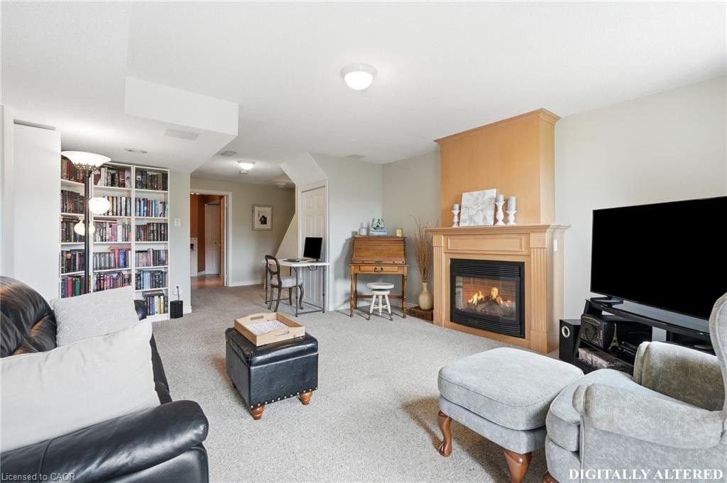 8 Slater Court, Hamilton, ON, L8B 0K8 - 33
