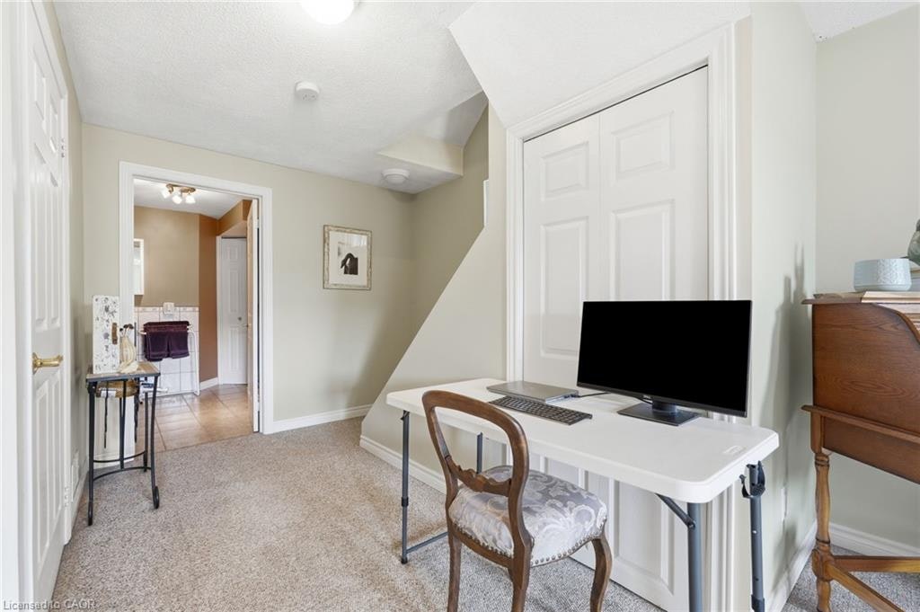 8 Slater Court, Hamilton, ON, L8B 0K8 - 31