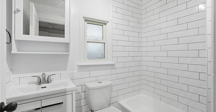 Main-27 Albert Street, Welland, ON, L3B 4L1 - 7