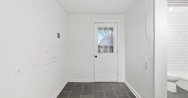 Main-27 Albert Street, Welland, ON, L3B 4L1 - 3