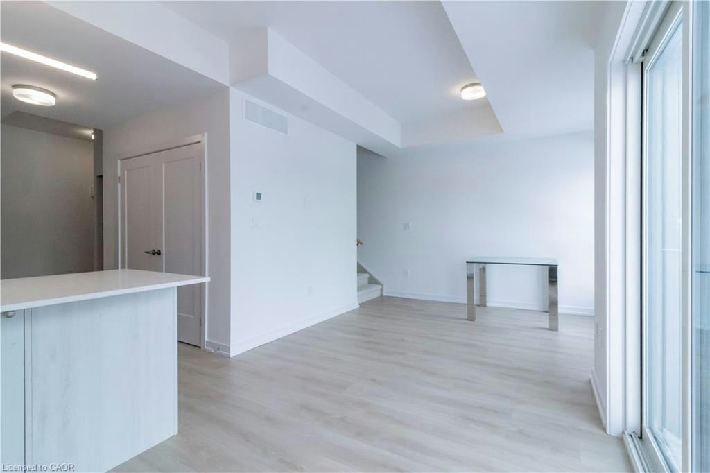 L3-40 Palace Street, Kitchener, ON, N2E 0L2 - 12