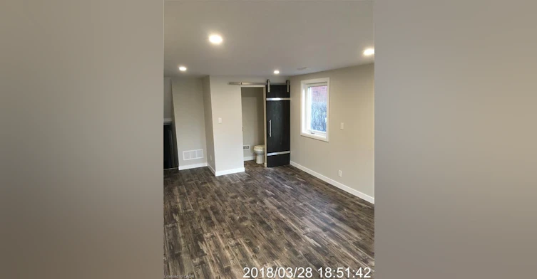 2-681 Upper Wentworth Street, Hamilton, ON, L9A 4V6 - 5