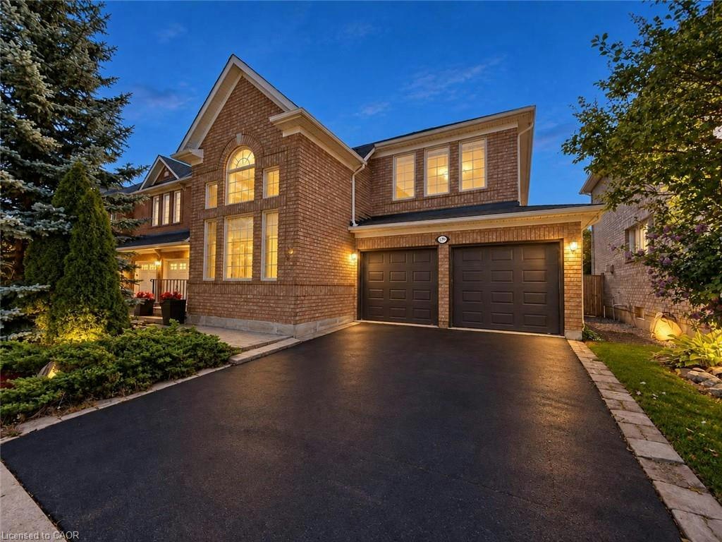 1396 Thorncrest Crescent, Oakville, ON, L6M 3Y9