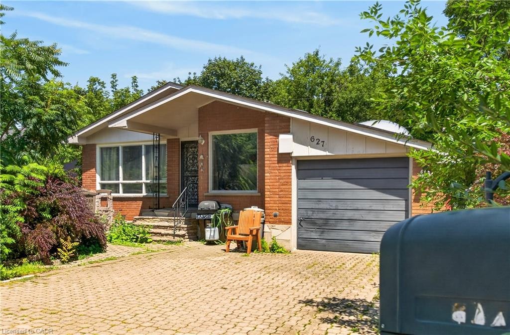 627 Geneva Park Drive, Burlington, ON, L7N 3C2
