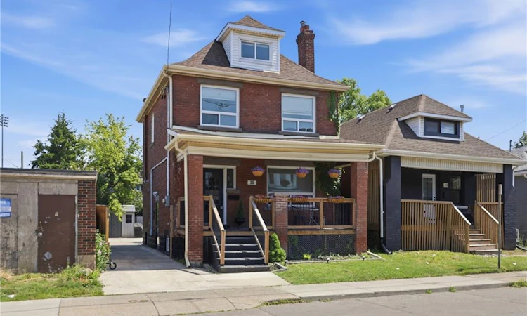 30 Lottridge Street