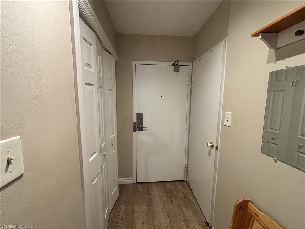 205-975 Warwick Court, Burlington, ON, L7T 3Z7 - 4