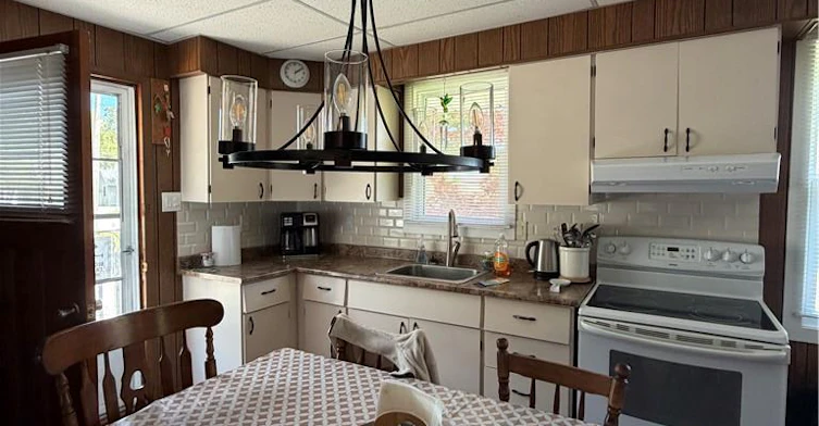 7 Snooks Drive, Norfolk County, ON, N0E 1T0 - 4