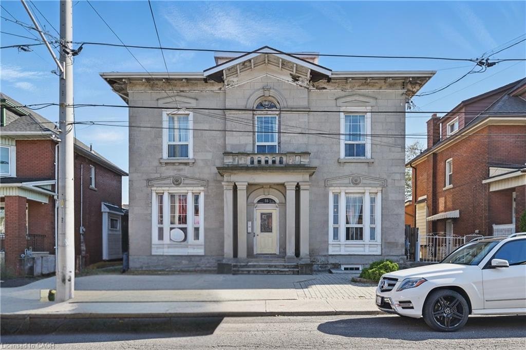 55 Barton Street W, Hamilton, ON, L8L 1A3