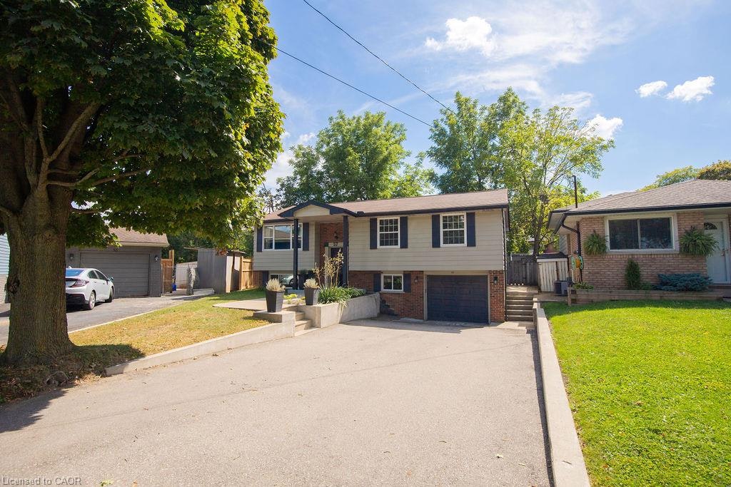 57 Valery Court, Hamilton, ON, L9C 2W2