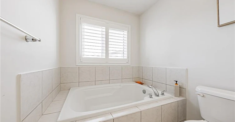 MAIN-11 Mcwatters Street, Hamilton, ON, L0R 1C0 - 19
