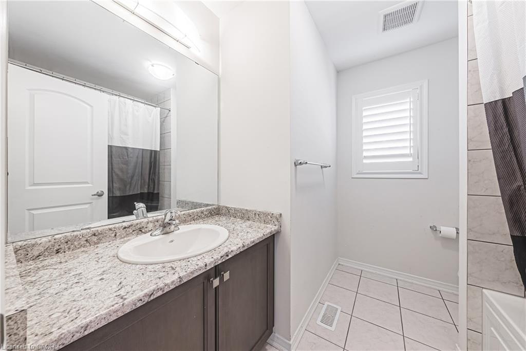 MAIN-11 Mcwatters Street, Hamilton, ON, L0R 1C0 - 25