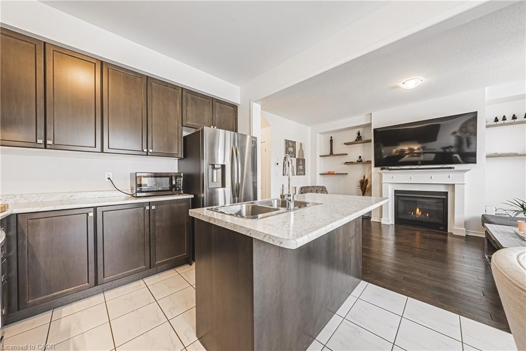MAIN-11 Mcwatters Street, Hamilton, ON, L0R 1C0 - 11