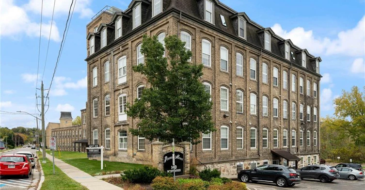302-140 West River Street, Brant, ON, N3L 3E2