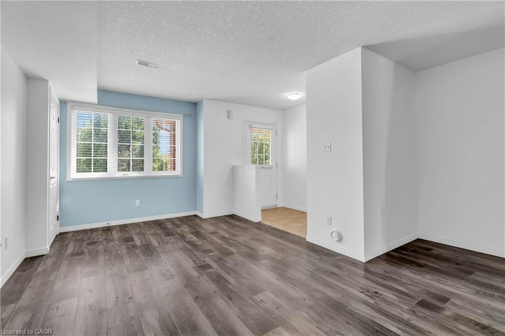 19B-50 Howe Drive, Kitchener, ON, N2E 0A2 - 12