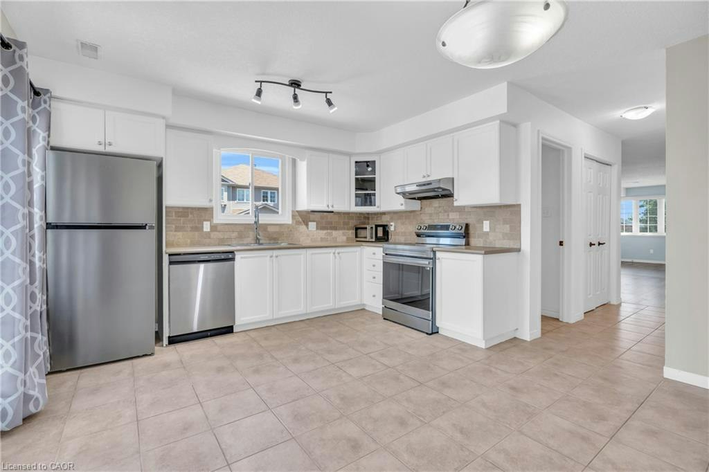 19B-50 Howe Drive, Kitchener, ON, N2E 0A2 - 10