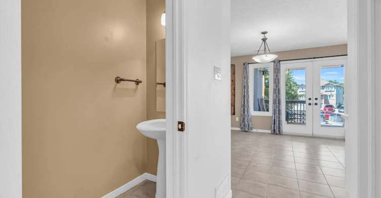 19B-50 Howe Drive, Kitchener, ON, N2E 0A2 - 7