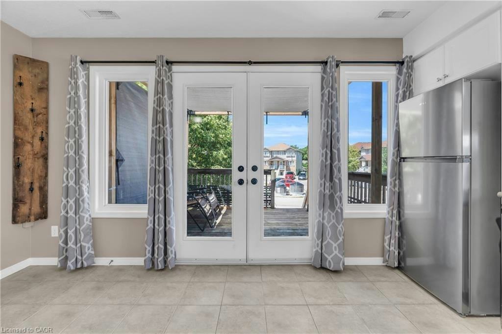 19B-50 Howe Drive, Kitchener, ON, N2E 0A2 - 14