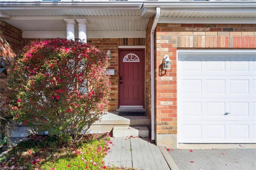 3-151 Clairfields Drive, Guelph, ON, N1L 1P5 - 2