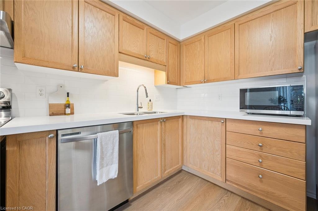 3-151 Clairfields Drive, Guelph, ON, N1L 1P5 - 7