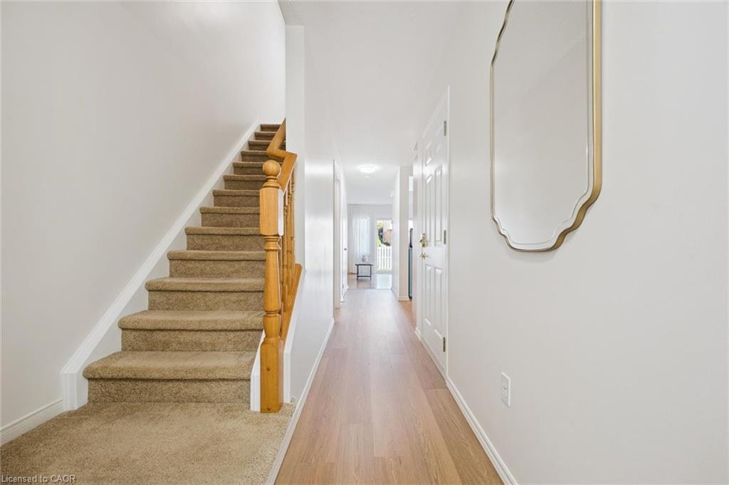 3-151 Clairfields Drive, Guelph, ON, N1L 1P5 - 4
