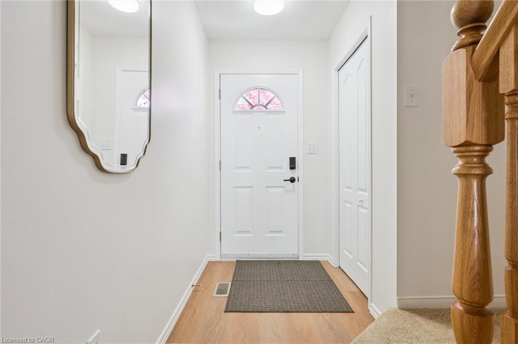 3-151 Clairfields Drive, Guelph, ON, N1L 1P5 - 3