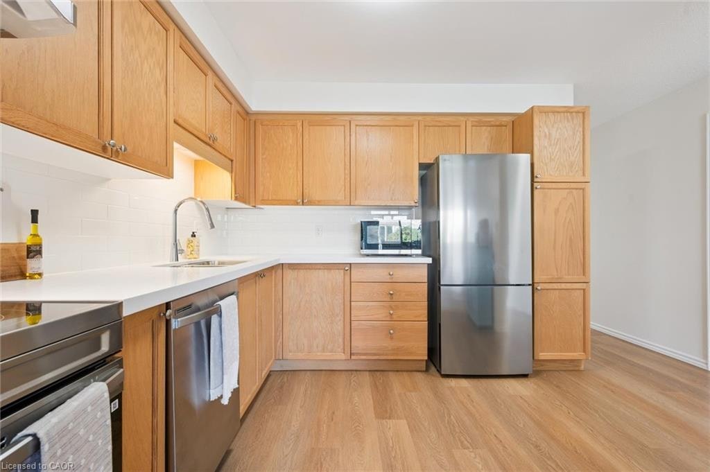 3-151 Clairfields Drive, Guelph, ON, N1L 1P5 - 5