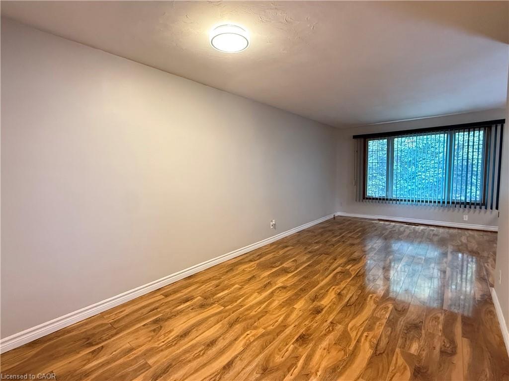 284 Bakersfield Drive, Cambridge, ON, N1R 6X7 - 5