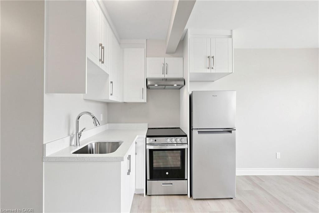 65 Sanford Avenue S, Hamilton, ON, L8M 2G7 - 6