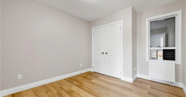 65 Sanford Avenue S, Hamilton, ON, L8M 2G7 - 8