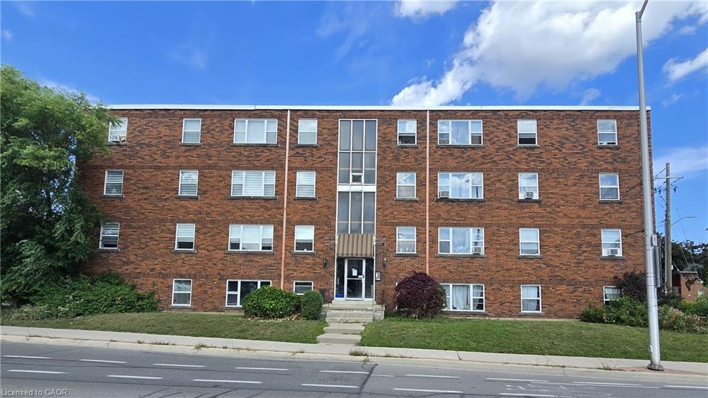 6-849 Brant Street, Burlington, ON, L7R 2J6