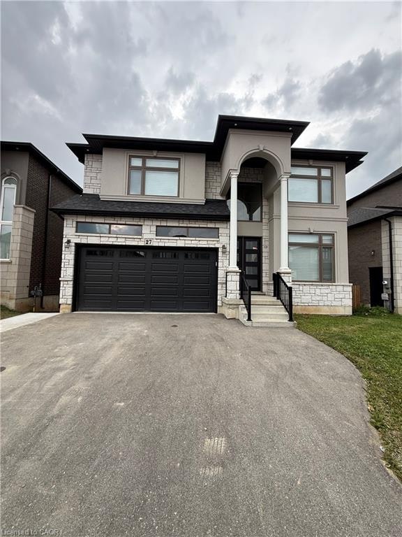 27 Deerfield Lane, Hamilton, ON, L9K 1R4