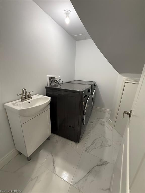 27 Deerfield Lane, Hamilton, ON, L9K 1R4 - 19