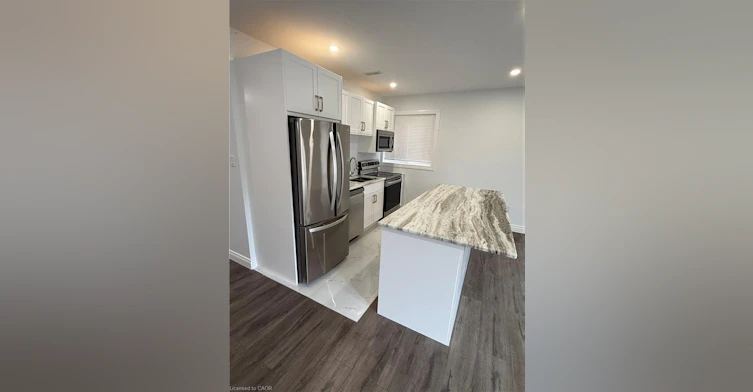 27 Deerfield Lane, Hamilton, ON, L9K 1R4 - 9