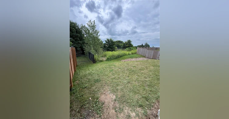 27 Deerfield Lane, Hamilton, ON, L9K 1R4 - 5