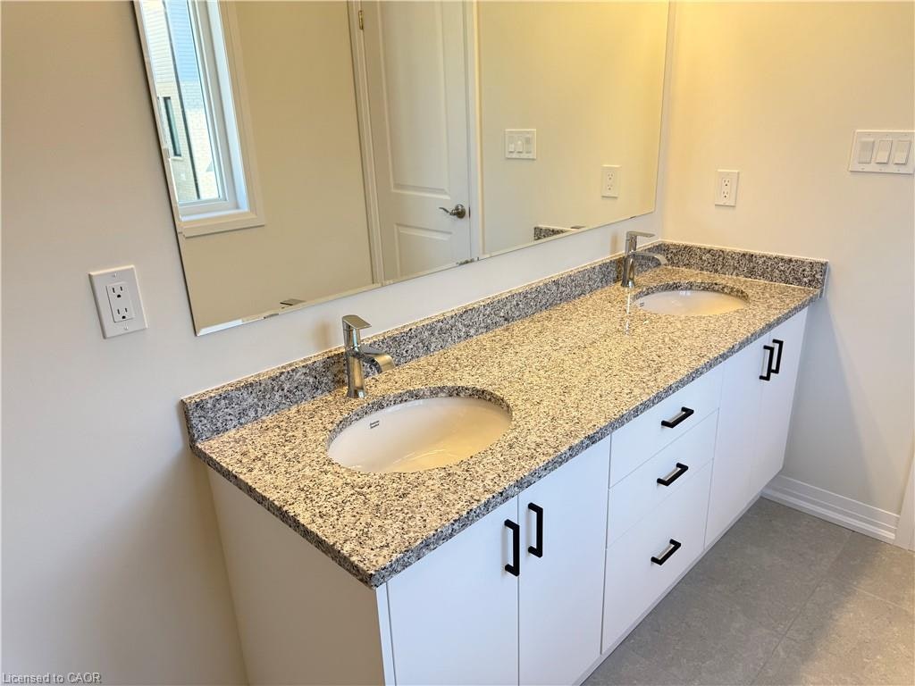 553 Balsam Poplar Street, Waterloo, ON, N2V 0H8 - 12